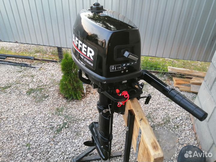 Лодочный мотор