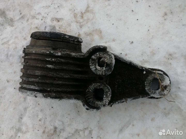 Подушка двигателя ауди а4б5