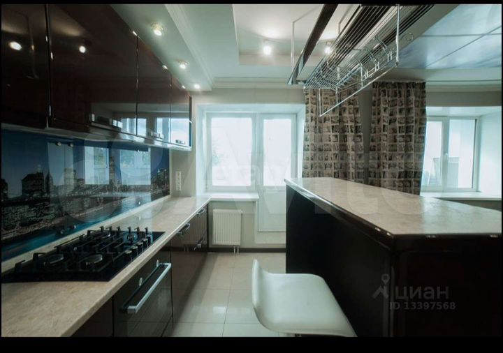 2-к. квартира, 65,2 м², 3/9 эт.