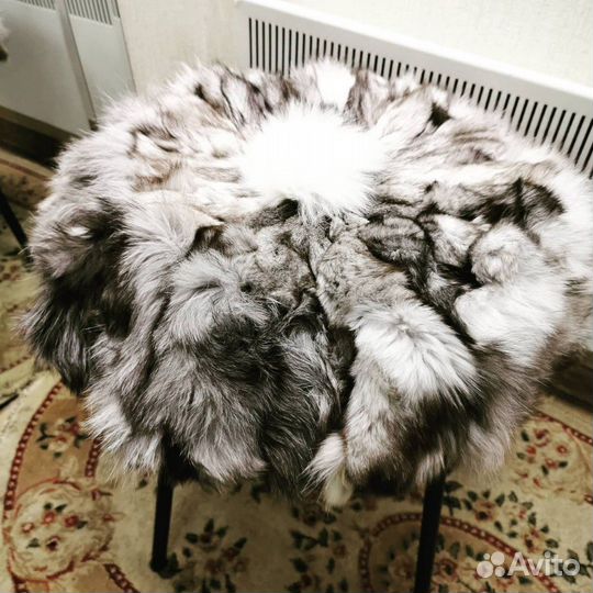 Меховой коврик