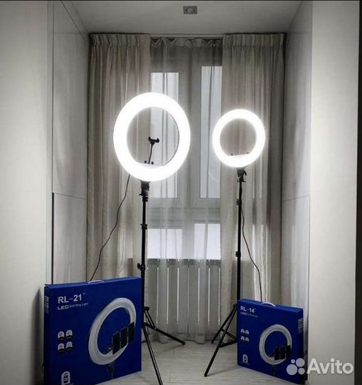 Кольцевая лампа со штативом + доставка