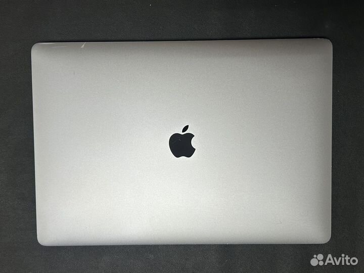 MacBook Pro 15 2018 i7/16/512