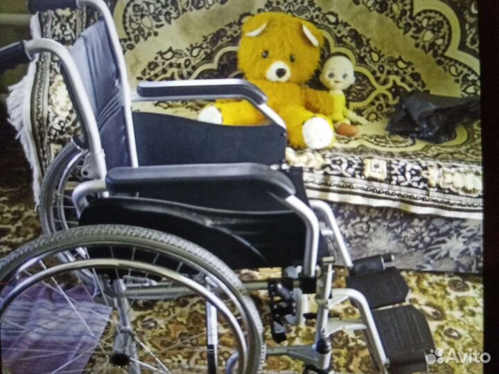 Инвалидная коляска новая