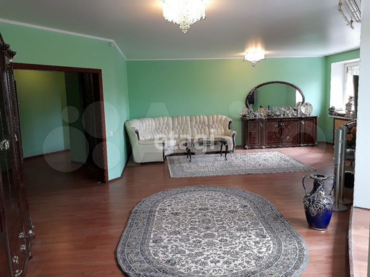 3-к. квартира, 139,3 м², 2/6 эт.