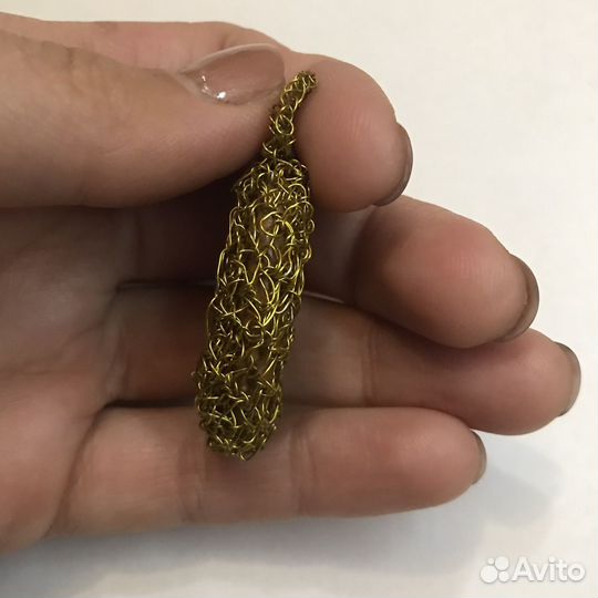 Подвеска с камнем
