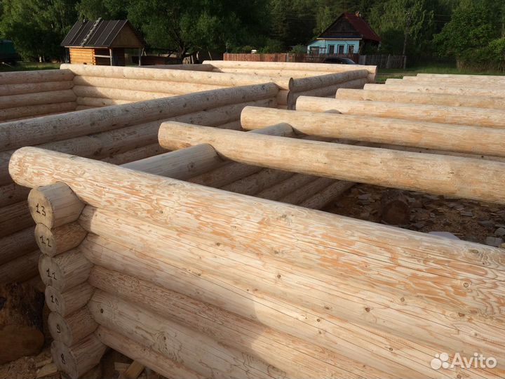 Срубы, Старица, бани, дома