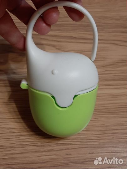 Футляр контейнер для хранения соски