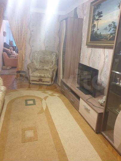 3-к. квартира, 60 м², 1/5 эт.