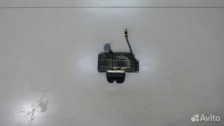 Замок багажника Volvo XC90, 2004