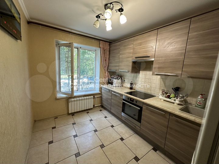 2-к. квартира, 46,5 м², 1/9 эт.