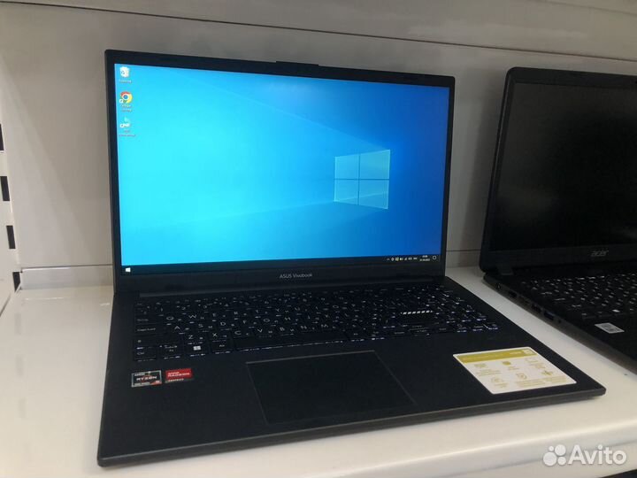 Ноутбук Asus vivobook