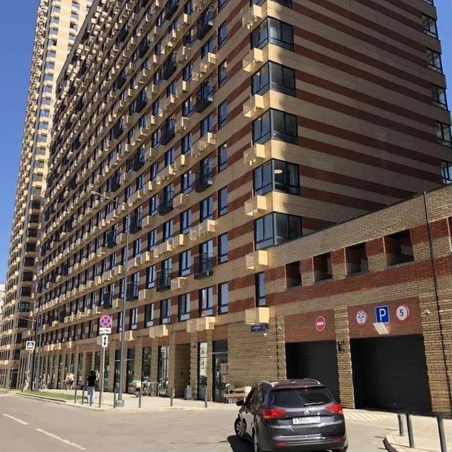 Машиноместо, 13 м²