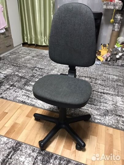 Компьютерный стул