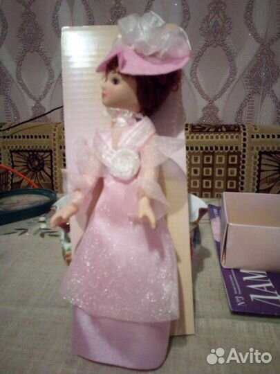 Дамы эпохи 2020 года Элиза Дулитл номер 3