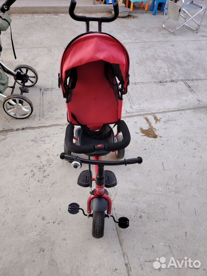 Трехколесный велосипед