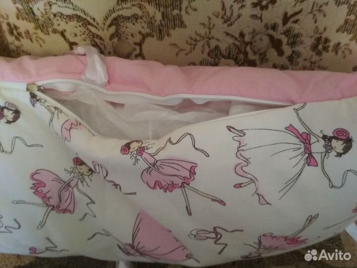 Бортики в кроватку,сумка в коляску детскую