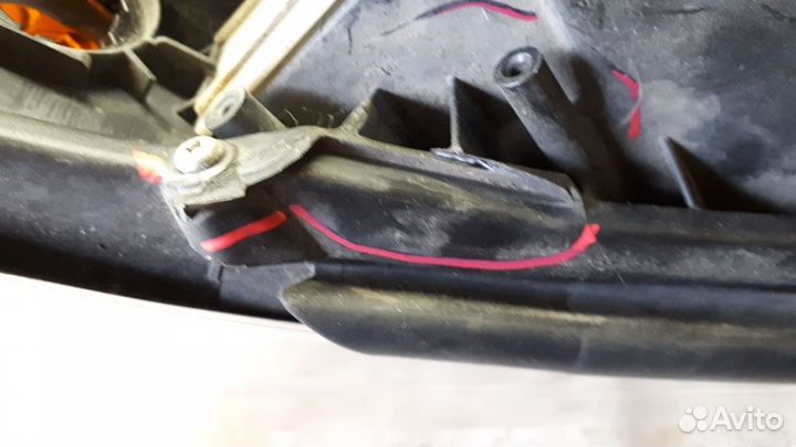 Фара правая Toyota Land Cruiser