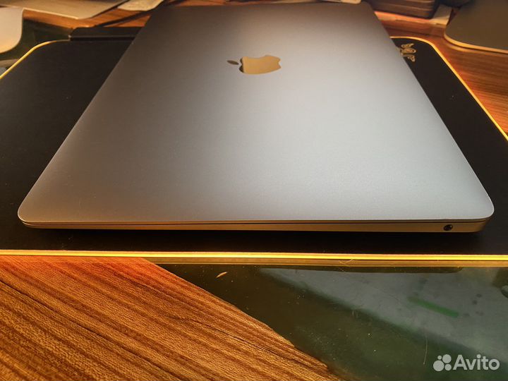 Macbook air 13 2020 i5 512gb