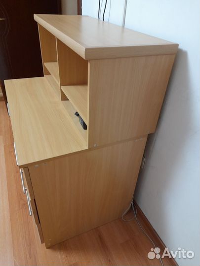 Полка настенная деревянная