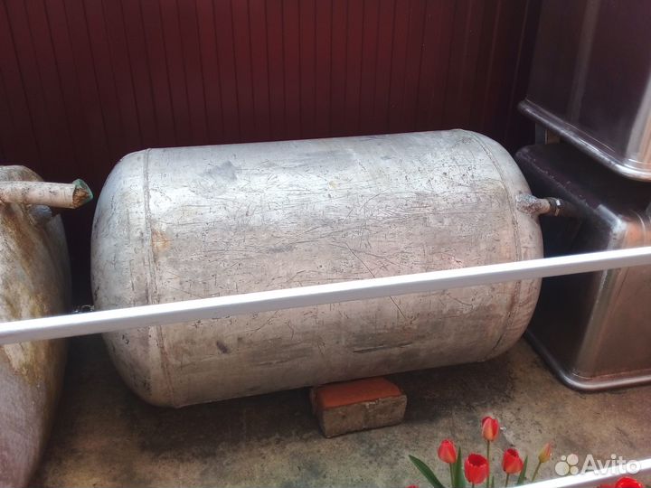 Пищевые алюминиевые и нержавеющие емкости