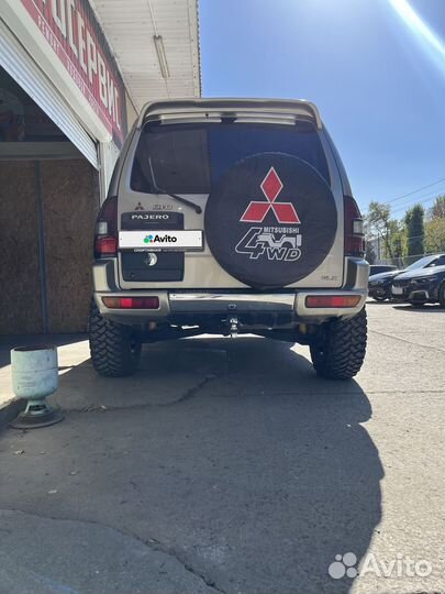 Mitsubishi Pajero 3.2 МТ, 2000, 350 000 км