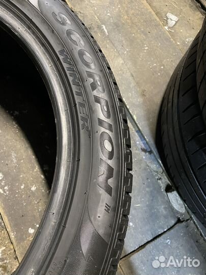 Pirelli Scorpion Winter 295/40 R21 111V