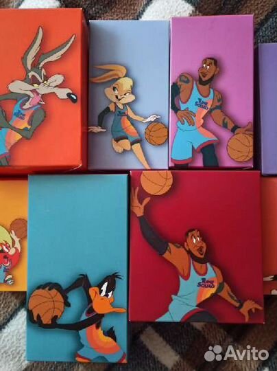 Серия Космический Джем из Макдональдса