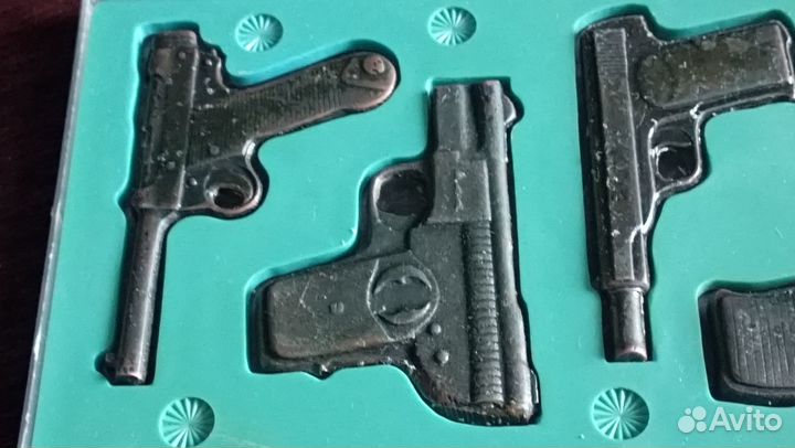 Набор сувенирных пистолетов СССР