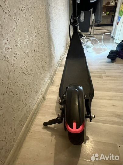 Электросамокат iconBIT Kick Scooter Trident 100