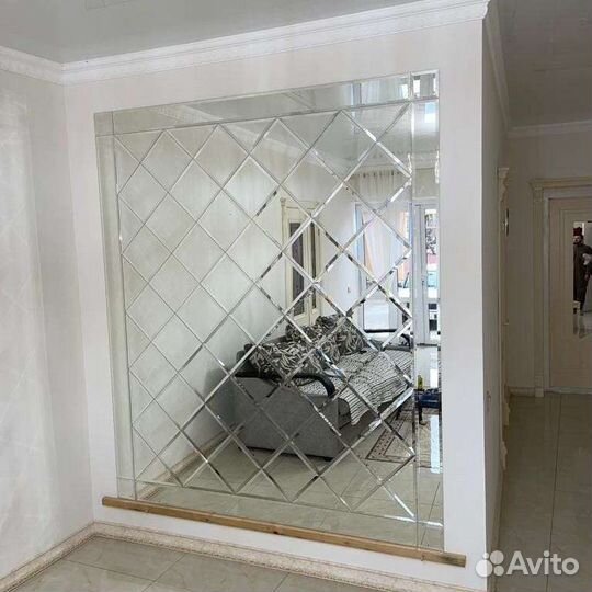 Зеркальное панно