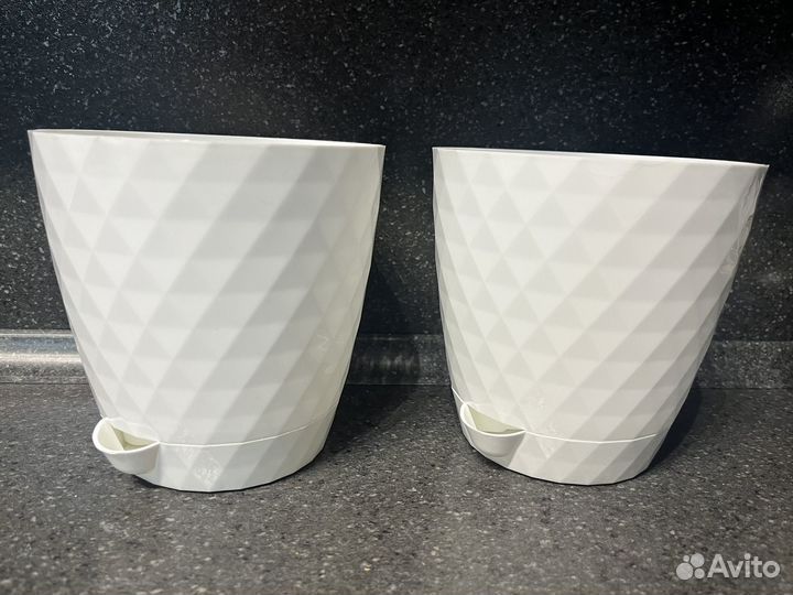 Цветочные горшки пластик