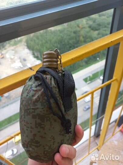 Фляжка армейская с чехлом