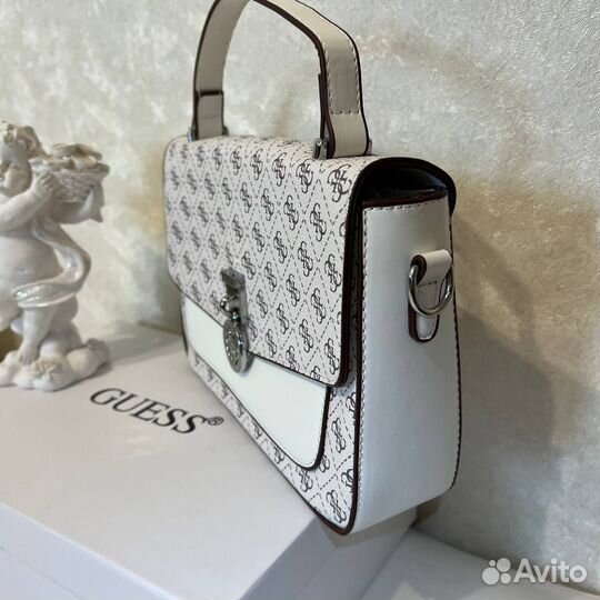 Сумка Guess