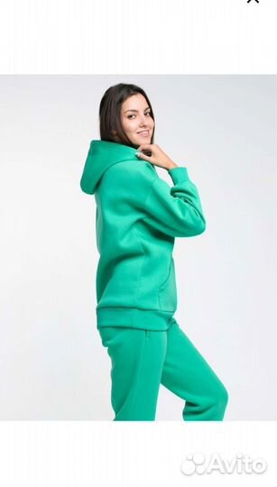 Спортивный костюм женский