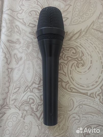 Микрофон динамический Shure akg p5i