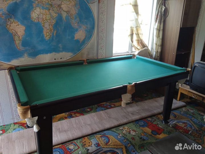 Бильярдный стол