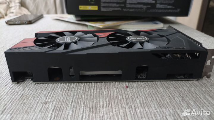 Видеокарта asus GTX 1050-2G