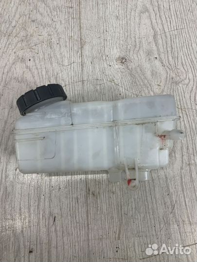 Бачок тормозной жидкости Renault sandero 2