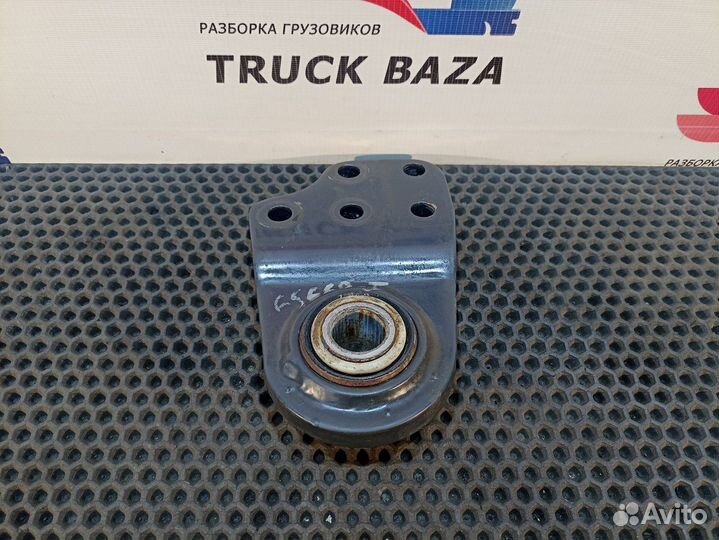 41012501 Кронштейн стойки заднего стабилизатора