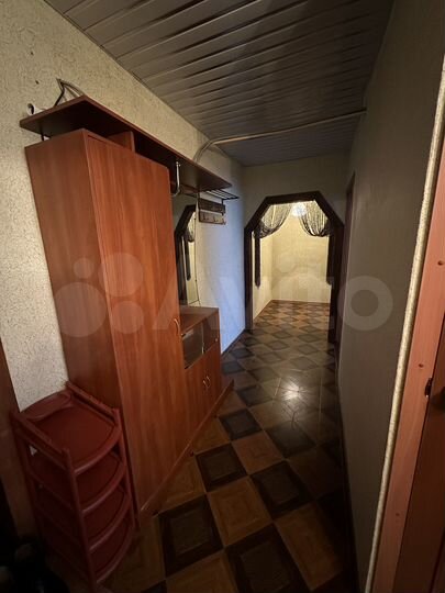 2-к. квартира, 60 м², 3/3 эт.
