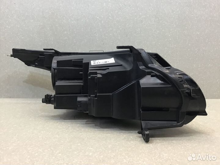 Фара левая Land Rover Range Rover Sport 2013