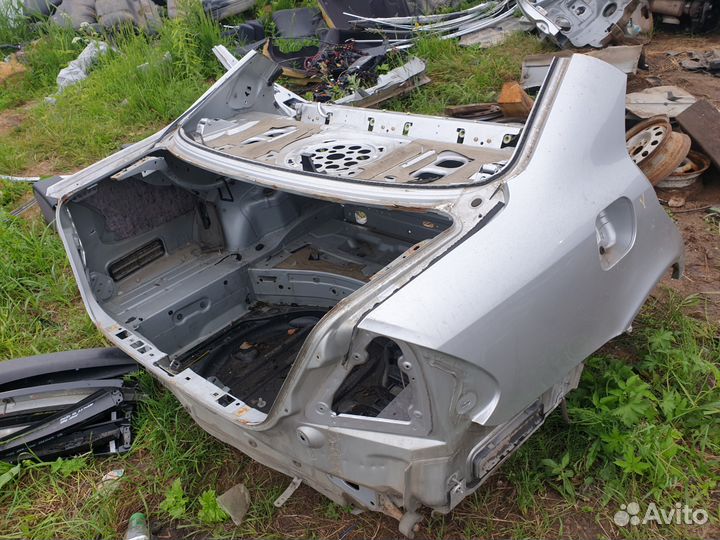 Крыло заднее левое правое четверть mercedes e w211