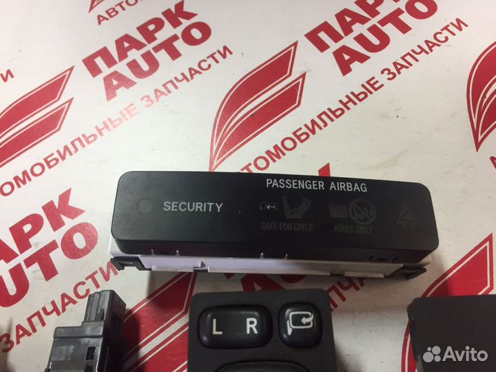 Кнопки Toyota Corolla 151 E15