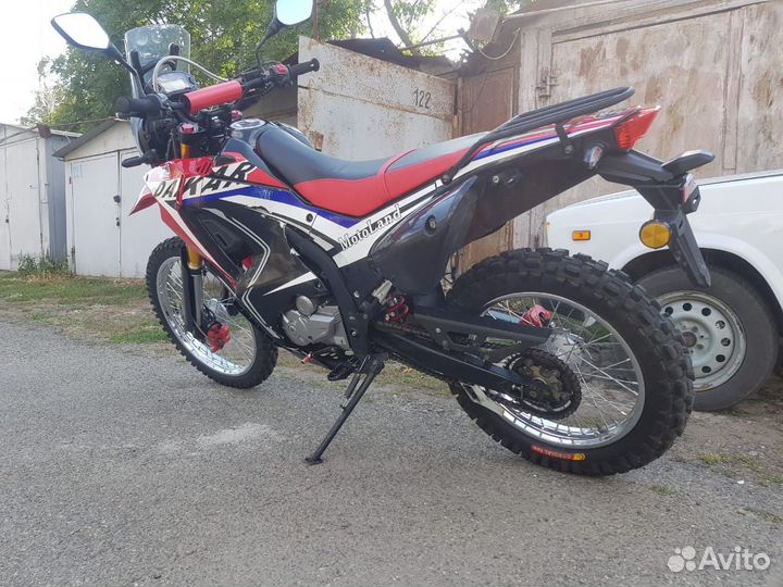 Motoland Dakar ST 250