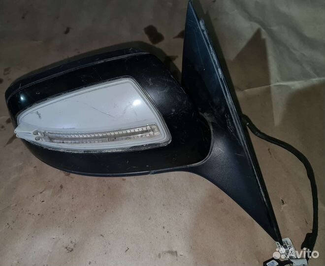 Зеркало правое Mercedes W204 дорест / дефект
