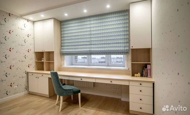 Рабочая зона у окна