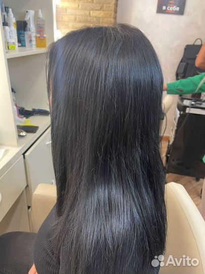 Модель на наращивание волос