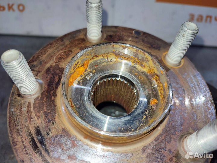 Кулак передний левый Mazda 6 GJ 2014