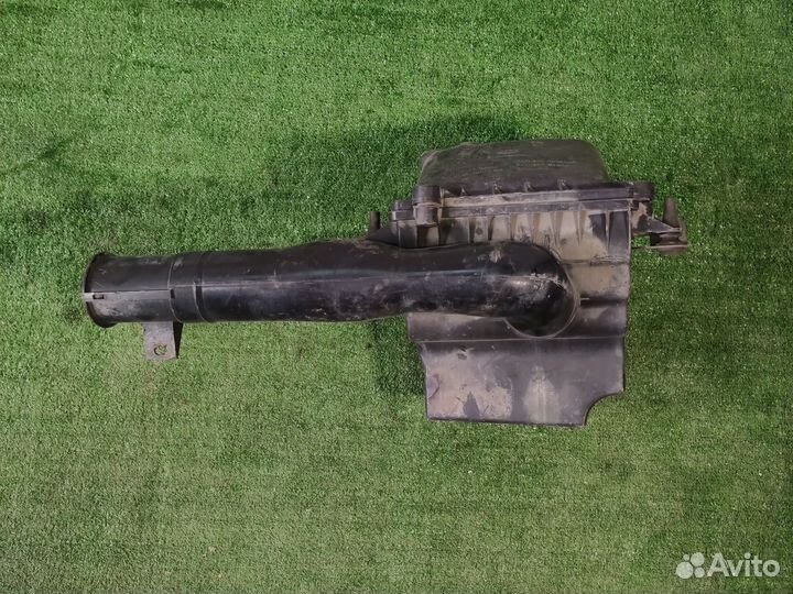 Корпус воздушного фильтра Лада калина 1