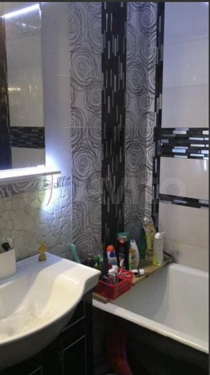 Комната 16 м² в 3-к., 12/20 эт.